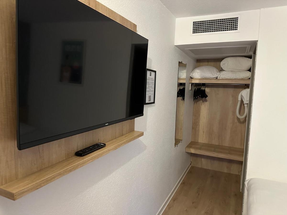 Ostal Pau Universite - Sure Hotel Collection By Best Western Екстериор снимка