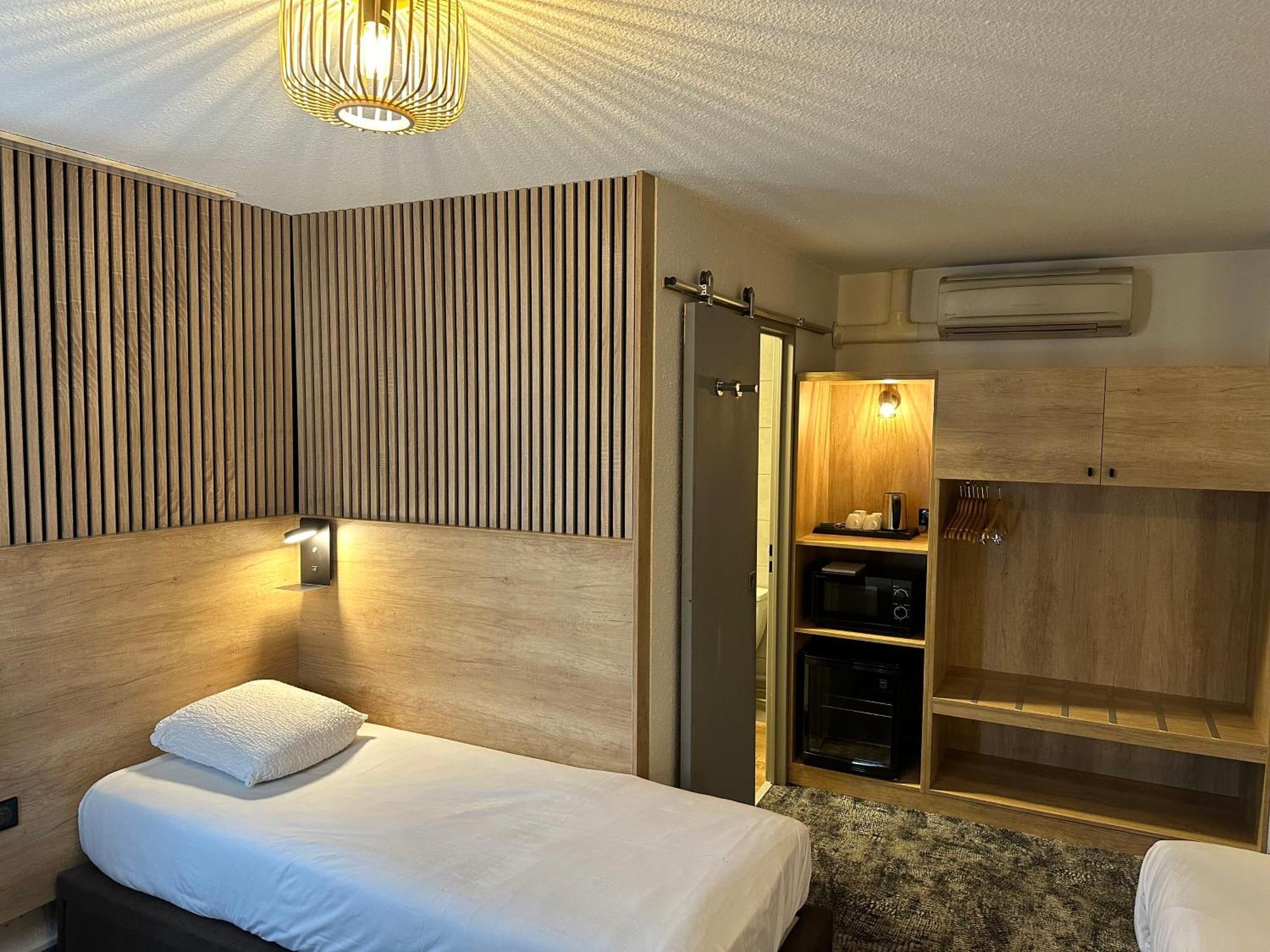 Ostal Pau Universite - Sure Hotel Collection By Best Western Екстериор снимка