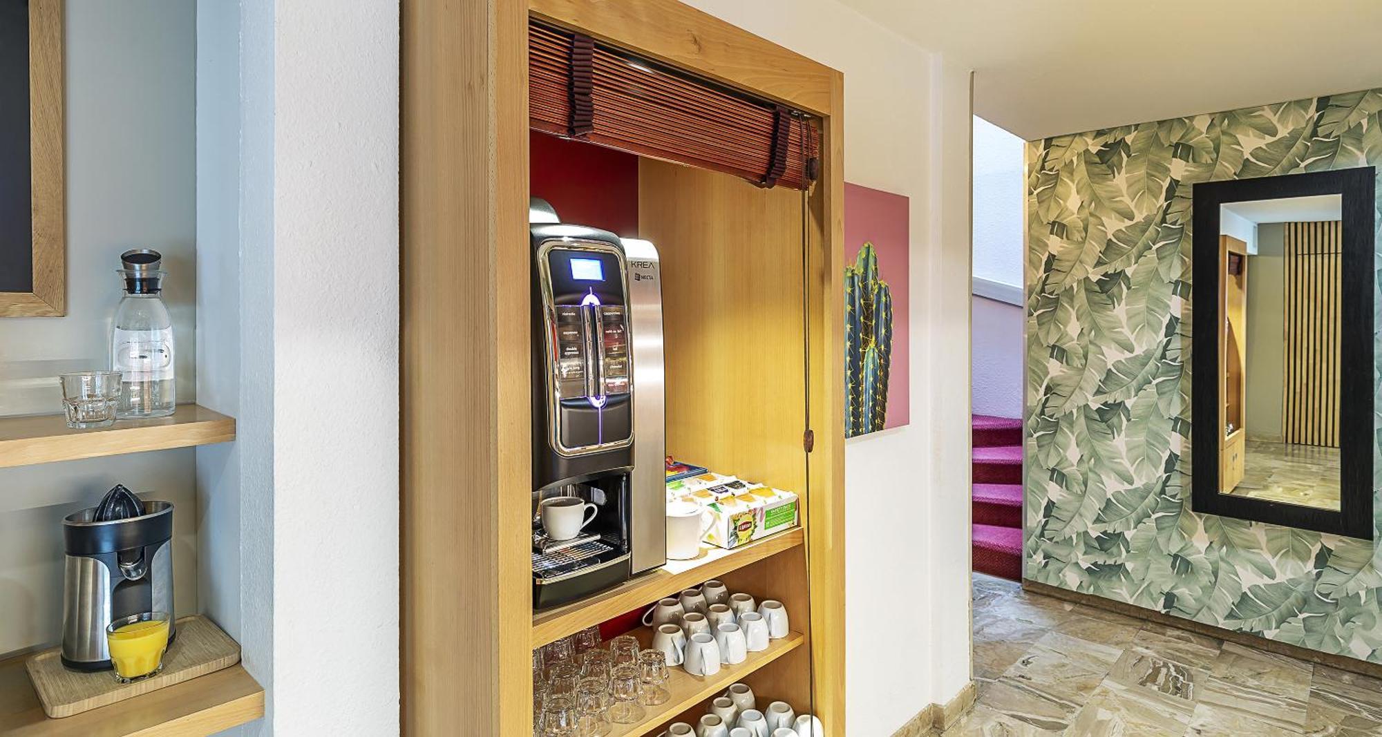 Ostal Pau Universite - Sure Hotel Collection By Best Western Екстериор снимка